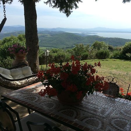 Agriturismo La Bicocca - Apt. "Il Leccio" Castel Rigone Kültér fotó