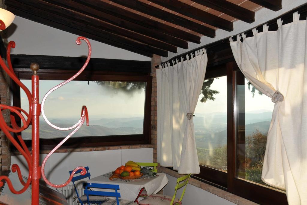 Agriturismo La Bicocca - Apt. "Il Leccio" Castel Rigone Kültér fotó